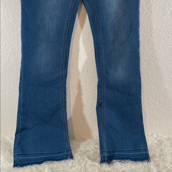 Beautees By Amy Byer Girls Stretch Jeans Flare Wide Leg Button Fly Size 16 NEW - Picture 3 of 8